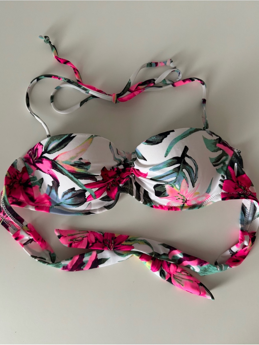 Bikini top bundle - Picture 5 of 5
